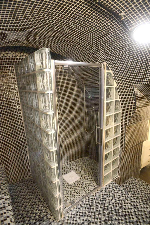 Unique Loft Apartment In Le Marais Paris Eksteriør billede